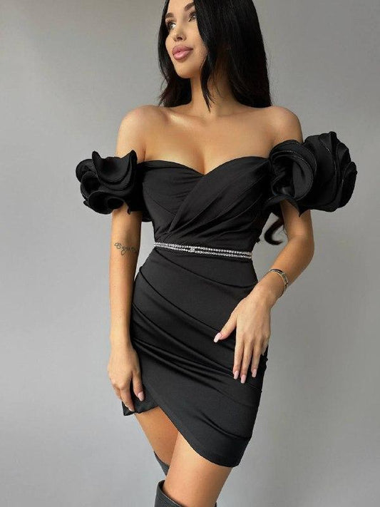 Стенена ефектна рокля