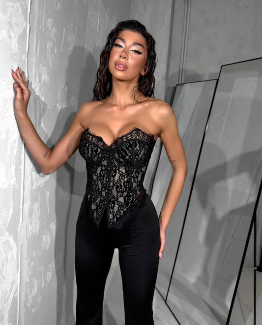 Бюстие с дантела