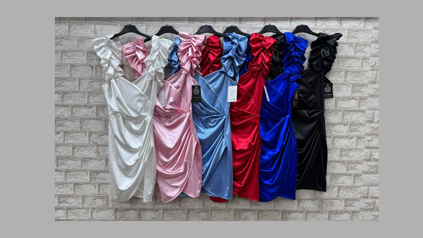 Стенена ефектна рокля