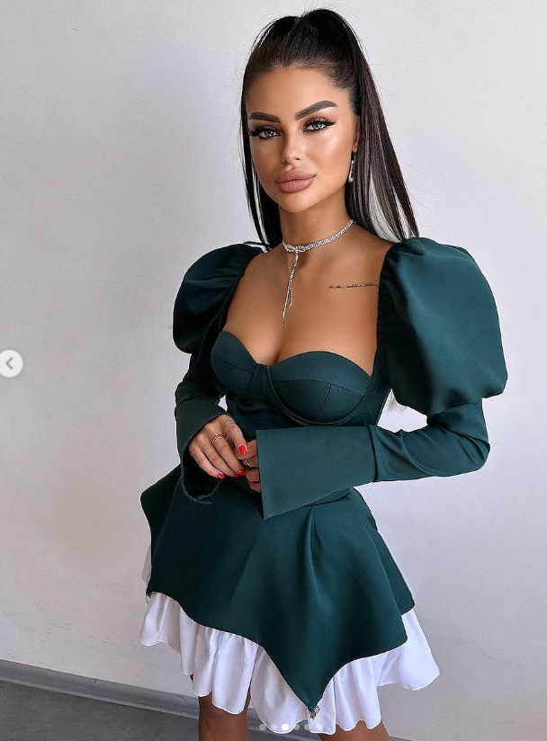 Ефектна рокля