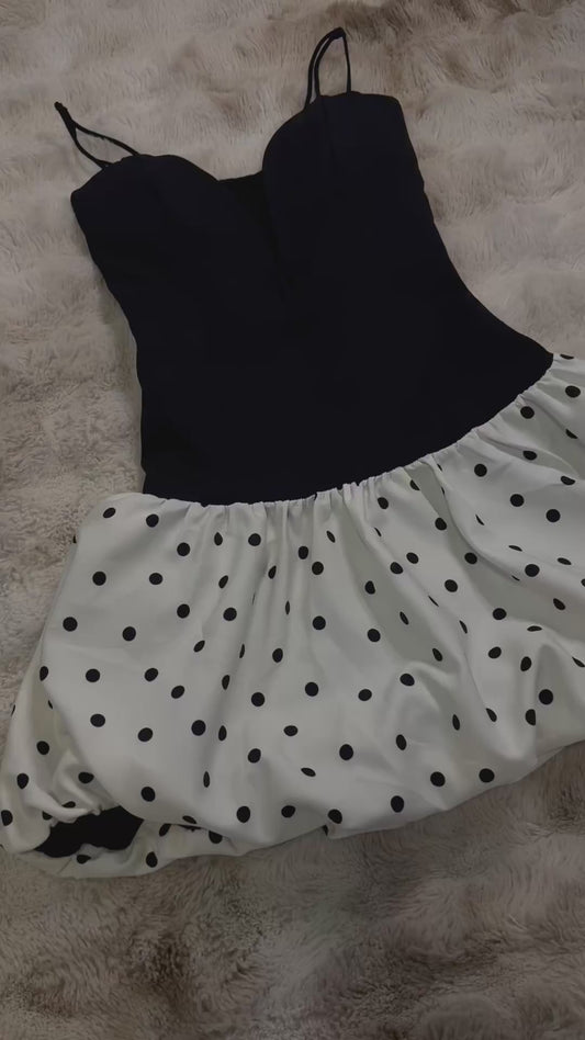 Ефектна рокля