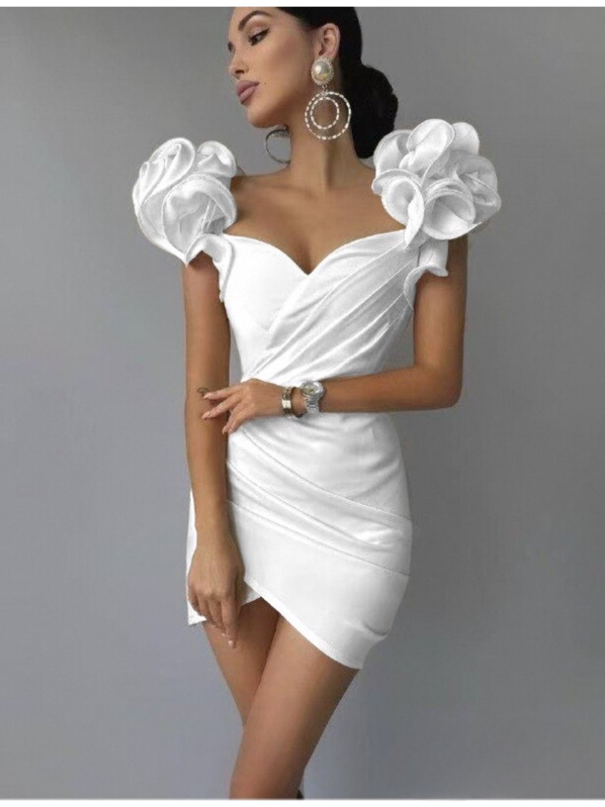 Стенена ефектна рокля